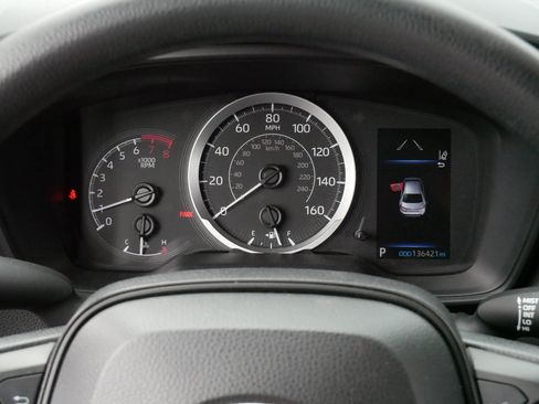 Used 2022 Toyota Corolla LE FWD image 21