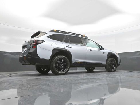 Used 2023 Subaru Outback Wilderness AWD/4WD image 43