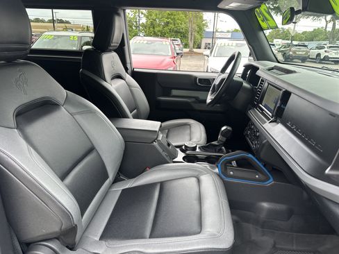 Used 2023 Ford Bronco Black Diamond AWD/4WD image 13