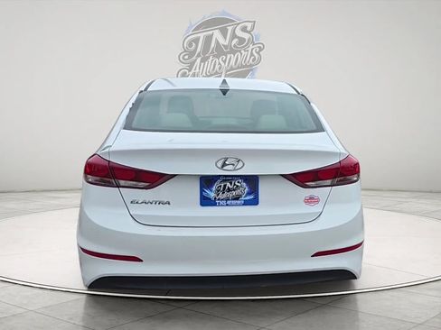 Used 2017 Hyundai Elantra SE w/ SE A/T Tech Package 03 FWD image 6
