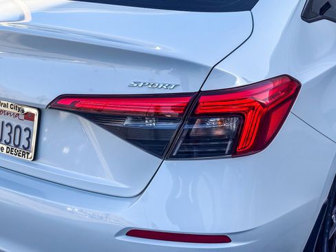 Used 2024 Honda Civic Sport image 9