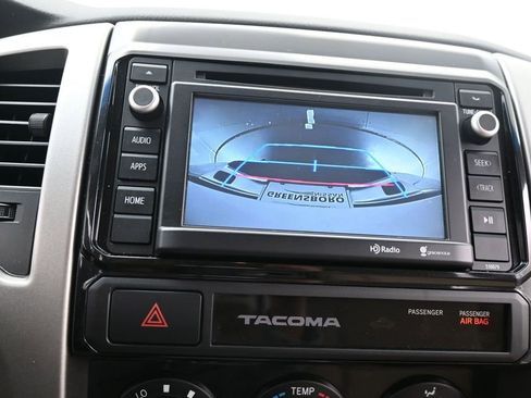 Used 2015 Toyota Tacoma PreRunner w/ SR5 Package RWD image 22