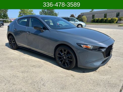 Used 2023 MAZDA MAZDA3 s FWD image 7