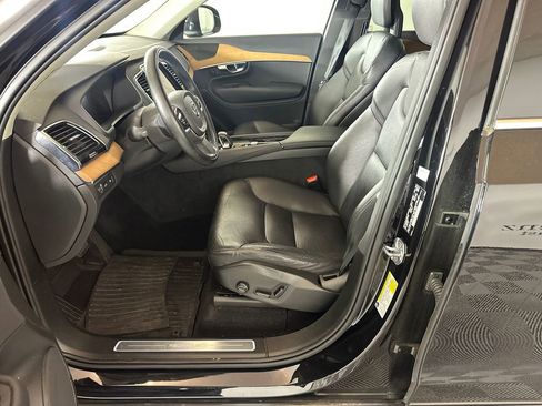 Used 2022 Volvo XC90 T8 Inscription Expression w/ Advanced Package image 3