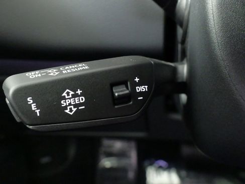 Used 2025 Audi A6 2.0T Premium image 47