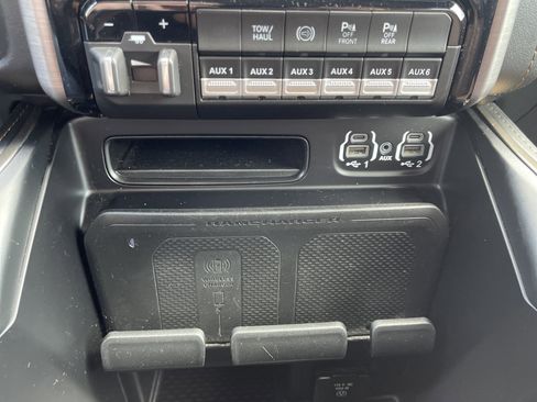 Used 2022 RAM 2500 Limited image 30