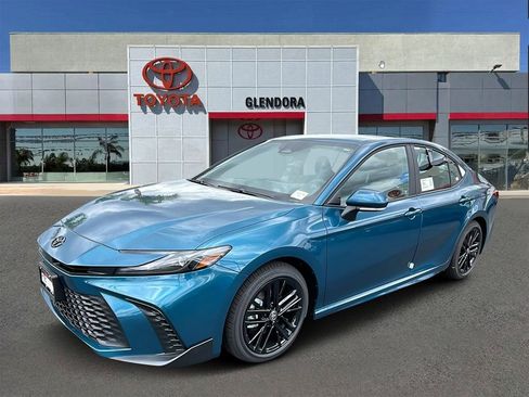 New 2026 Toyota Camry SE FWD image 7