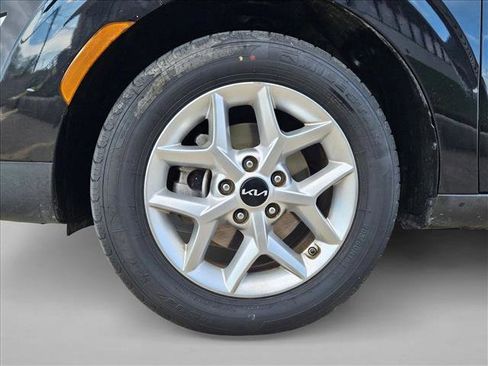 Used 2024 Kia Soul LX w/ Option Group 015 image 23