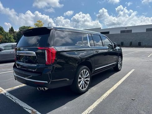 Used 2021 GMC Yukon XL Denali w/ Denali Premium Package AWD/4WD image 5