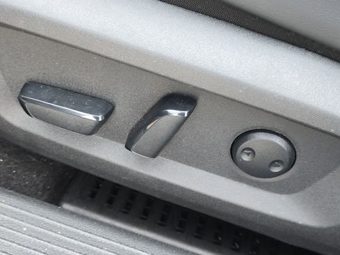 Used 2022 Nissan Rogue Platinum w/ Head-Up Display Package image 12