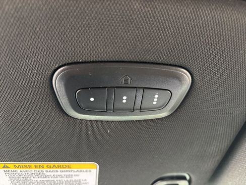 Used 2023 Jeep Wagoneer L Series III w/ Premium Group I image 26