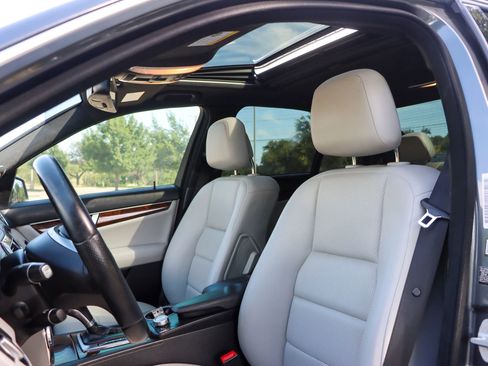 Used 2014 Mercedes-Benz C 300 4MATIC Sedan image 15