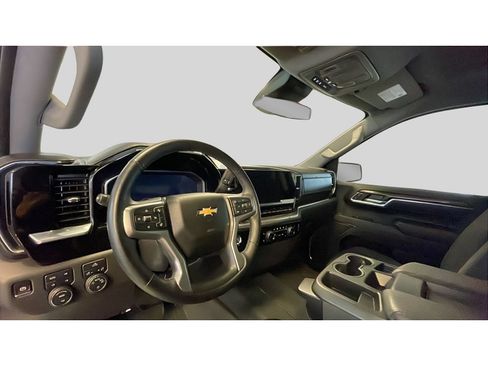 Used 2025 Chevrolet Silverado 1500 LT AWD/4WD image 11