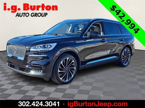 Used 2023 Lincoln Aviator Reserve w/ Equipment Group 201A image 3