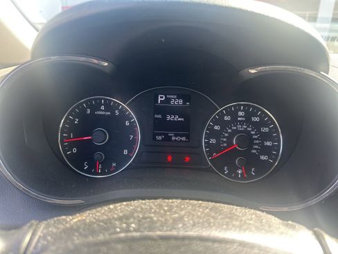 Used 2017 Kia Forte LX image 17