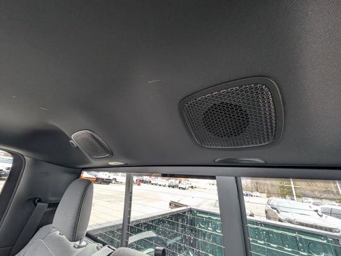 New 2026 RAM 1500 4x4 Crew Cab image 16