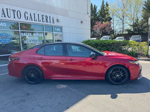 Used 2024 Toyota Camry XSE w/ Navigation Package image 8