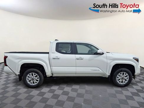 New 2026 Toyota Tacoma SR5 AWD/4WD image 7