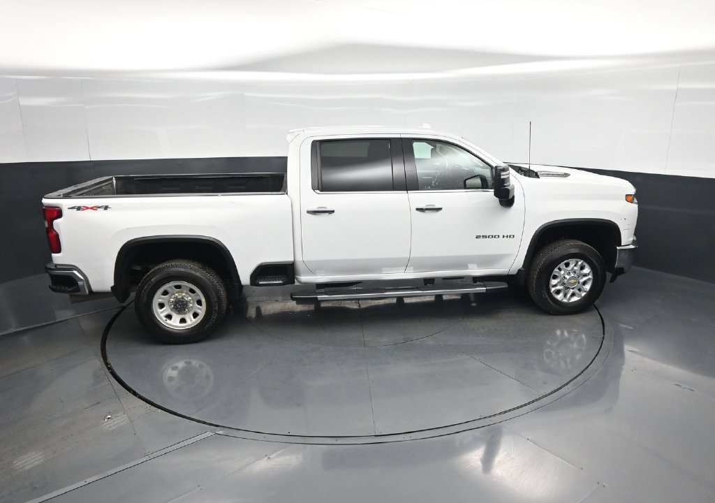 Used 2022 Chevrolet Silverado 2500 LTZ w/ Safety Package AWD/4WD image 39