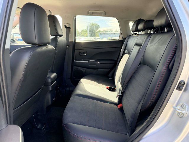 Used 2026 Mitsubishi Outlander Sport SE AWD/4WD image 13