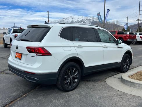 Used 2024 Volkswagen Tiguan SE AWD/4WD image 7