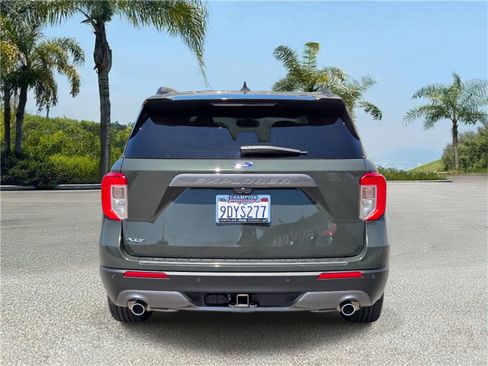 Used 2022 Ford Explorer XLT w/ Equipment Group 202A RWD image 5