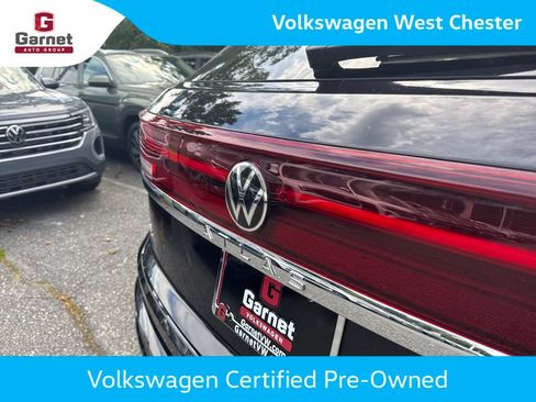 Certified 2024 Volkswagen Atlas Cross Sport SEL Premium R-Line AWD/4WD image 43