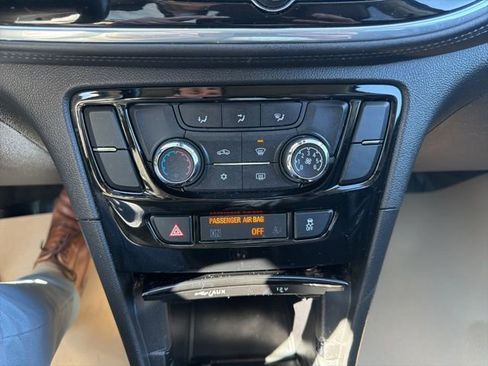 Used 2020 Buick Encore Preferred w/ Safety Package image 24