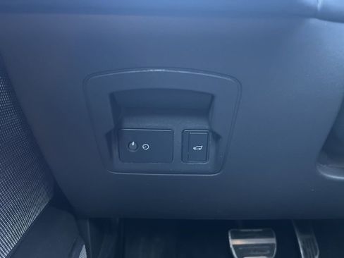 Used 2023 Land Rover Range Rover Velar R-Dynamic S image 60