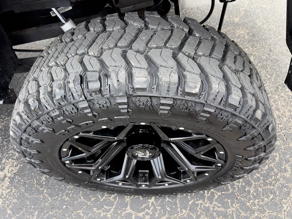 Used 2024 RAM 2500 Big Horn AWD/4WD image 39