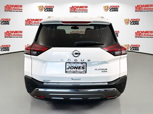 Certified 2021 Nissan Rogue Platinum AWD/4WD image 15