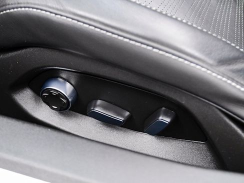 Used 2021 Chevrolet Corvette Stingray Preferred Cpe w/ Z51 Performance Package image 33