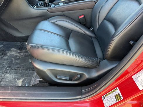 Used 2018 MAZDA MAZDA3 Touring FWD image 14