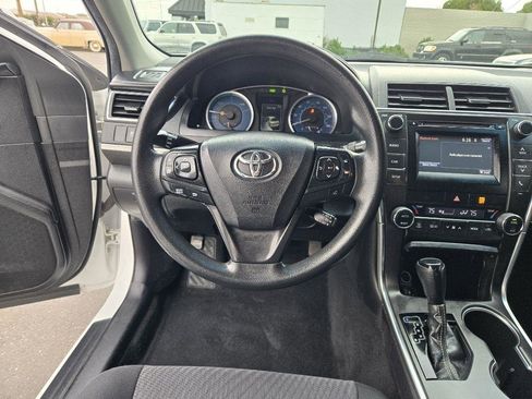 Used 2017 Toyota Camry LE image 14