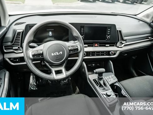 Used 2025 Kia Sportage LX FWD image 28