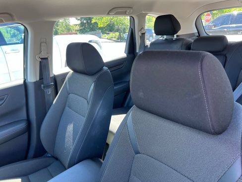 Used 2024 Honda CR-V LX image 7