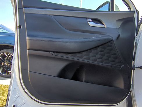 Used 2019 Hyundai Santa Fe SEL image 14