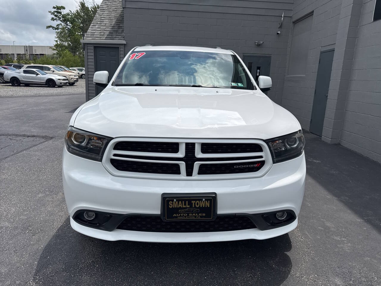 Used 2017 Dodge Durango GT w/ Premium Group AWD/4WD image 2