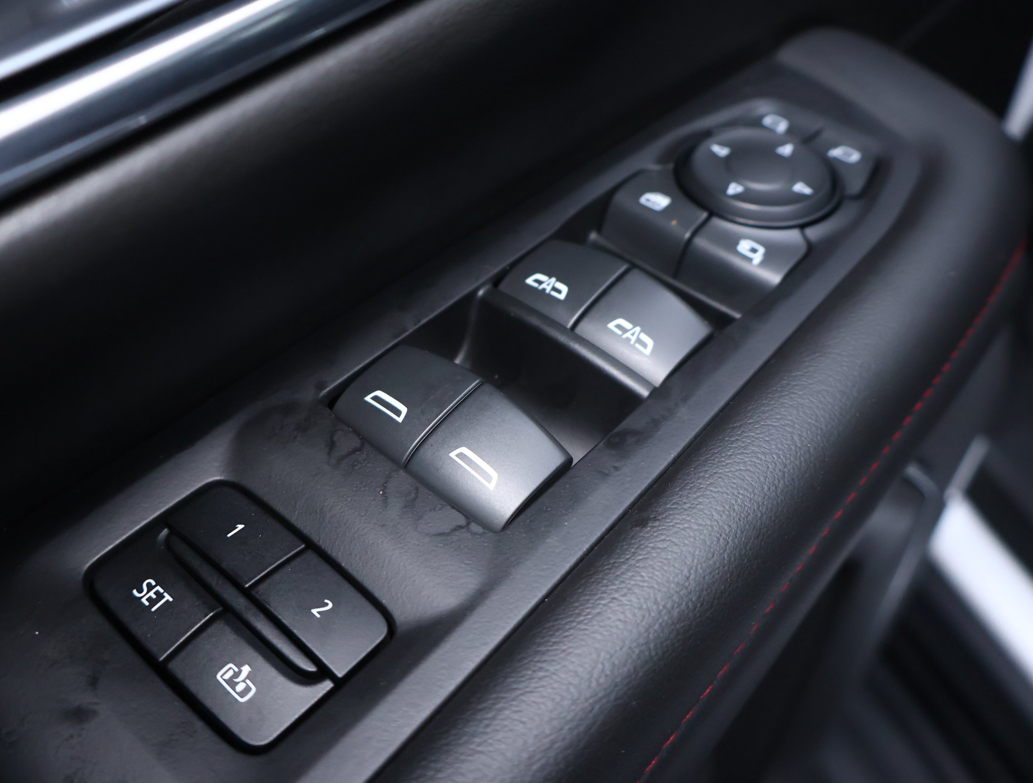 Used 2023 Chevrolet Tahoe RST w/ Luxury Package AWD/4WD image 8
