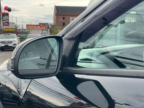 Used 2023 Hyundai Kona Limited image 30