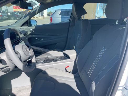 New 2026 Hyundai Elantra Sport FWD image 17
