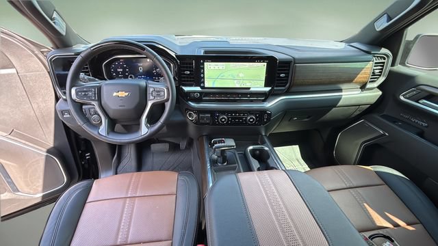 Used 2026 Chevrolet Silverado 1500 High Country AWD/4WD image 16