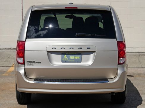 Used 2015 Dodge Grand Caravan American Value Package w/ UConnect Hands-Free Group FWD image 39