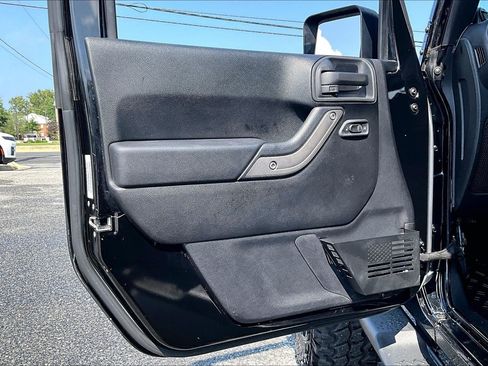 Used 2013 Jeep Wrangler Unlimited Sport AWD/4WD image 19