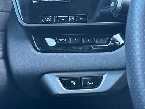 Used 2024 Lexus RX 500h F Sport w/ Convenience Package image 32