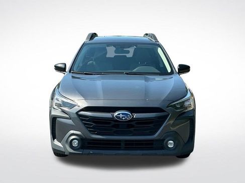 Used 2023 Subaru Outback Premium AWD/4WD image 10