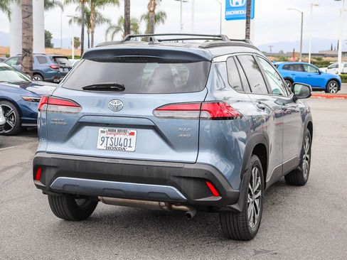 Used 2025 Toyota Corolla Cross XLE w/ Convenience Package AWD/4WD image 11