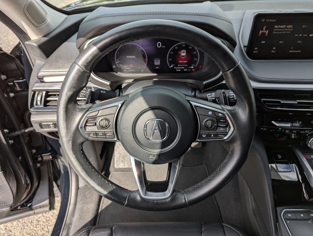 Used 2023 Acura MDX w/ Technology Package AWD/4WD image 16