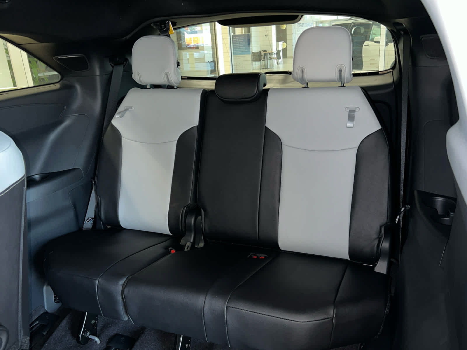 New 2026 Toyota Sienna XSE AWD/4WD image 11