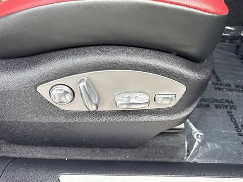 Used 2023 Porsche Macan S image 33